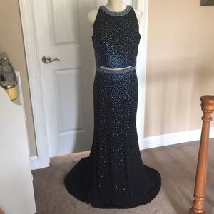 Prom dress Black 2 piece size 17/18